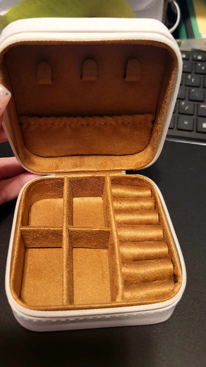384